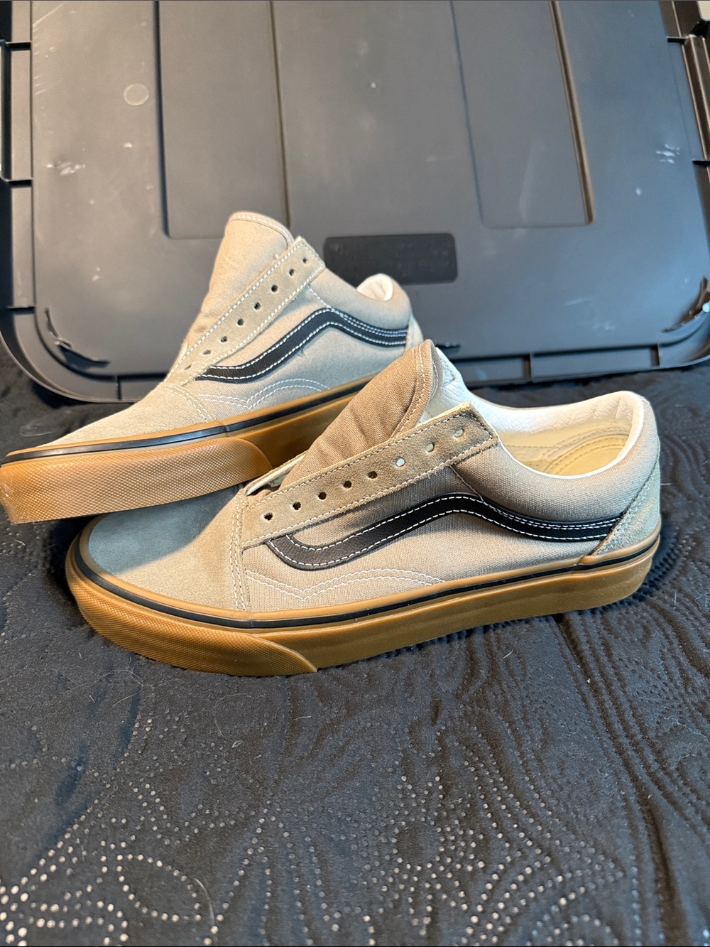 Vans Beige Canvas Low-Top Sneakers with Black Side Stripe and Gum Sole